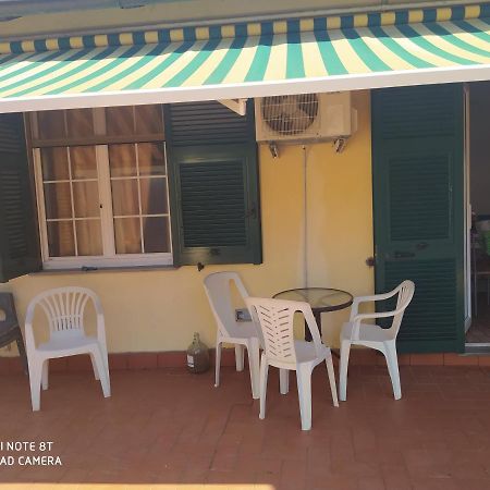 Casa Vacanza Oasi Tranquilla Специя Экстерьер фото